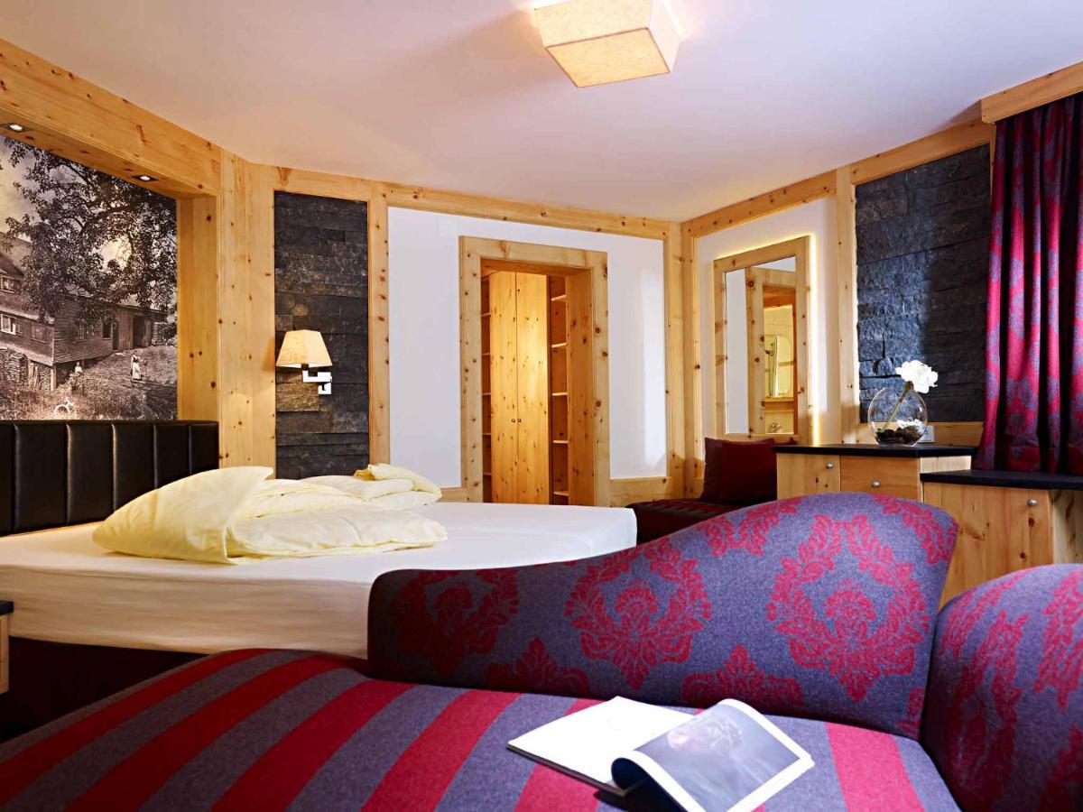 Hirschen Wohlfuehlhotel Schoppernau Esterno foto