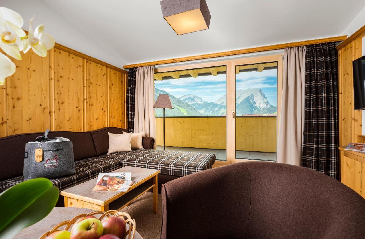 Hirschen Wohlfuehlhotel Schoppernau Esterno foto