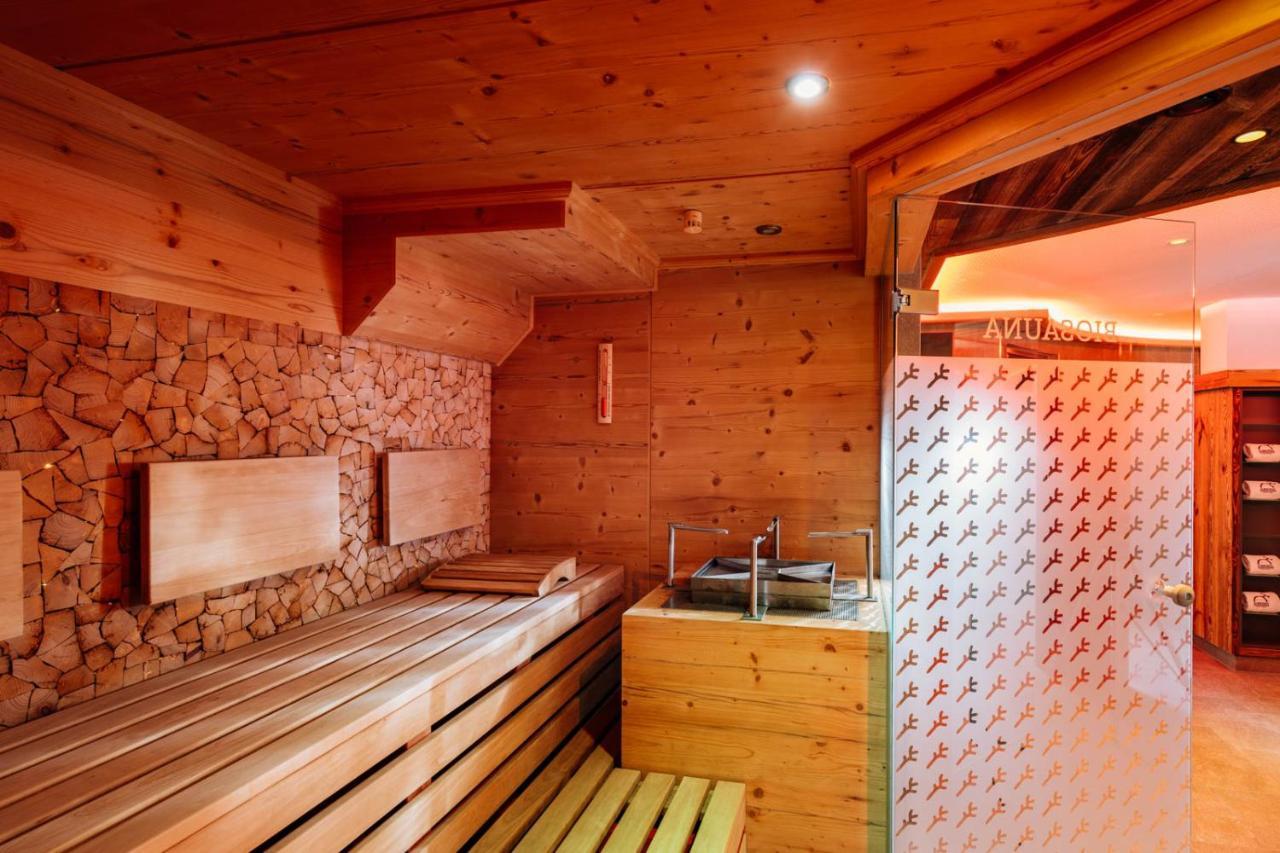 Hirschen Wohlfuehlhotel Schoppernau Esterno foto