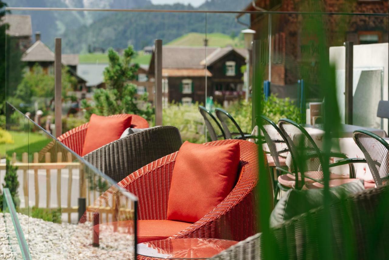 Hirschen Wohlfuehlhotel Schoppernau Esterno foto